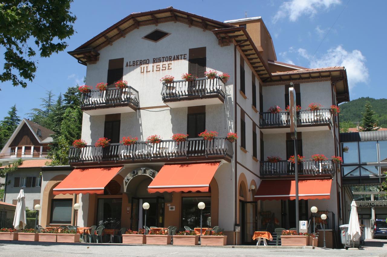 Hotel Ulisse Carpegna Kültér fotó