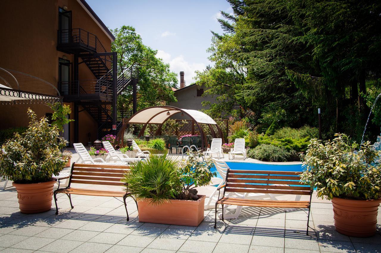 Hotel Ulisse Carpegna Kültér fotó